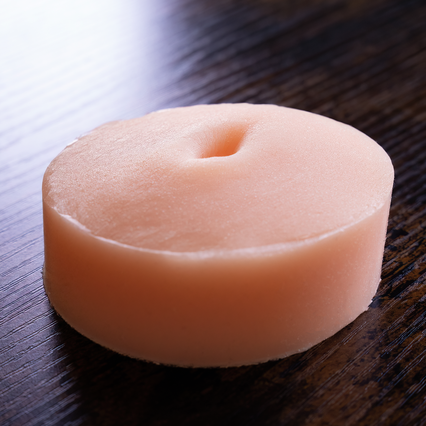 “Jenna” - Realistic Belly Button Silicone Display