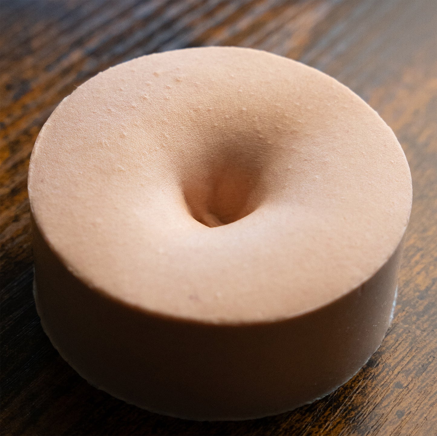 “Emma” - Realistic Belly Button Silicone Display