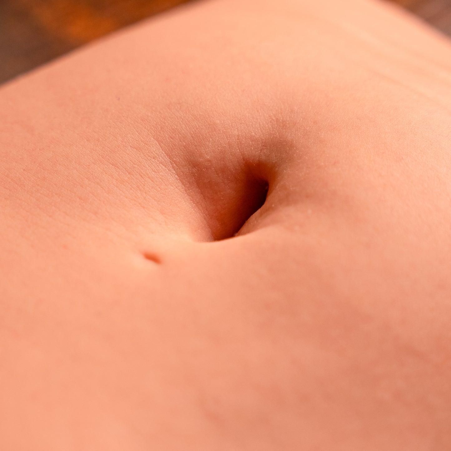 “Iris Mini Slab” - Realistic Belly Button Silicone Display