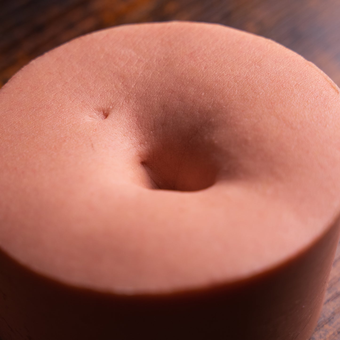 “Iris” - Realistic Belly Button Silicone Display