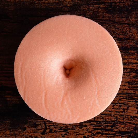 “Claire” - Realistic Belly Button Silicone Display
