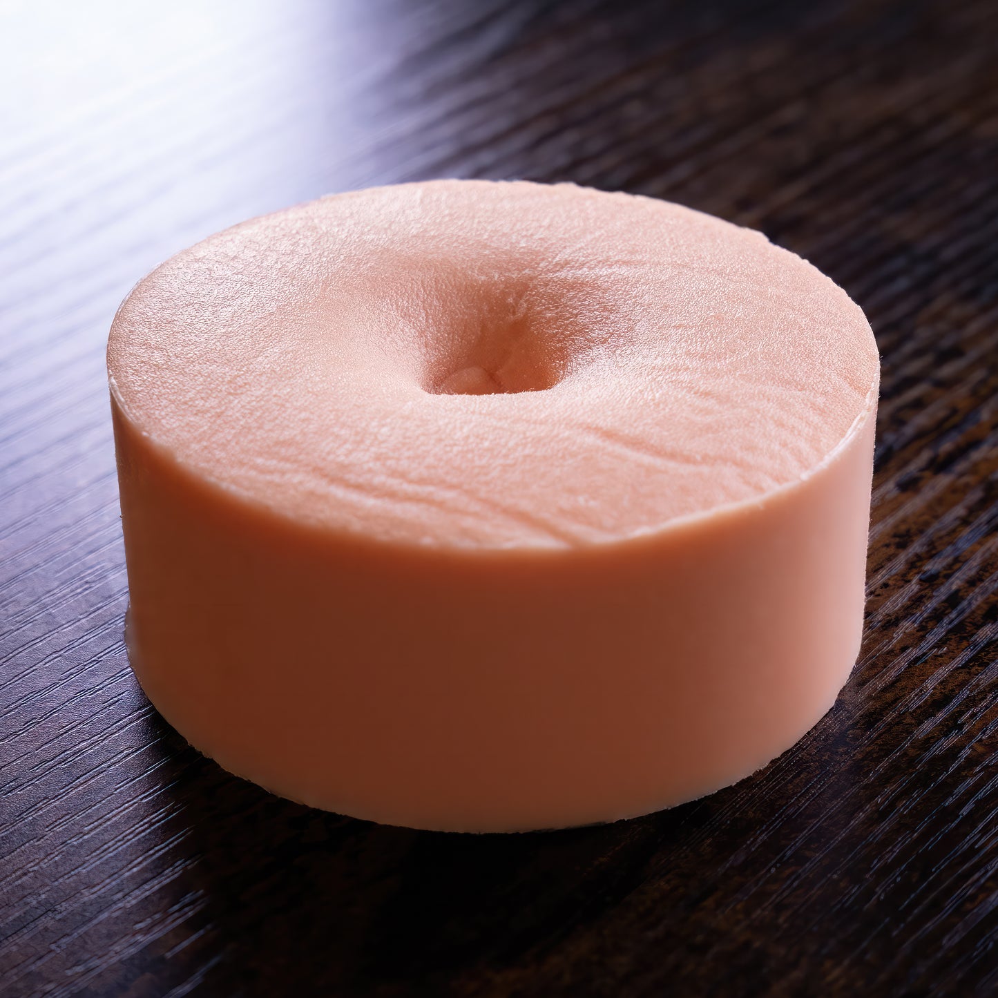 “Claire” - Realistic Belly Button Silicone Display