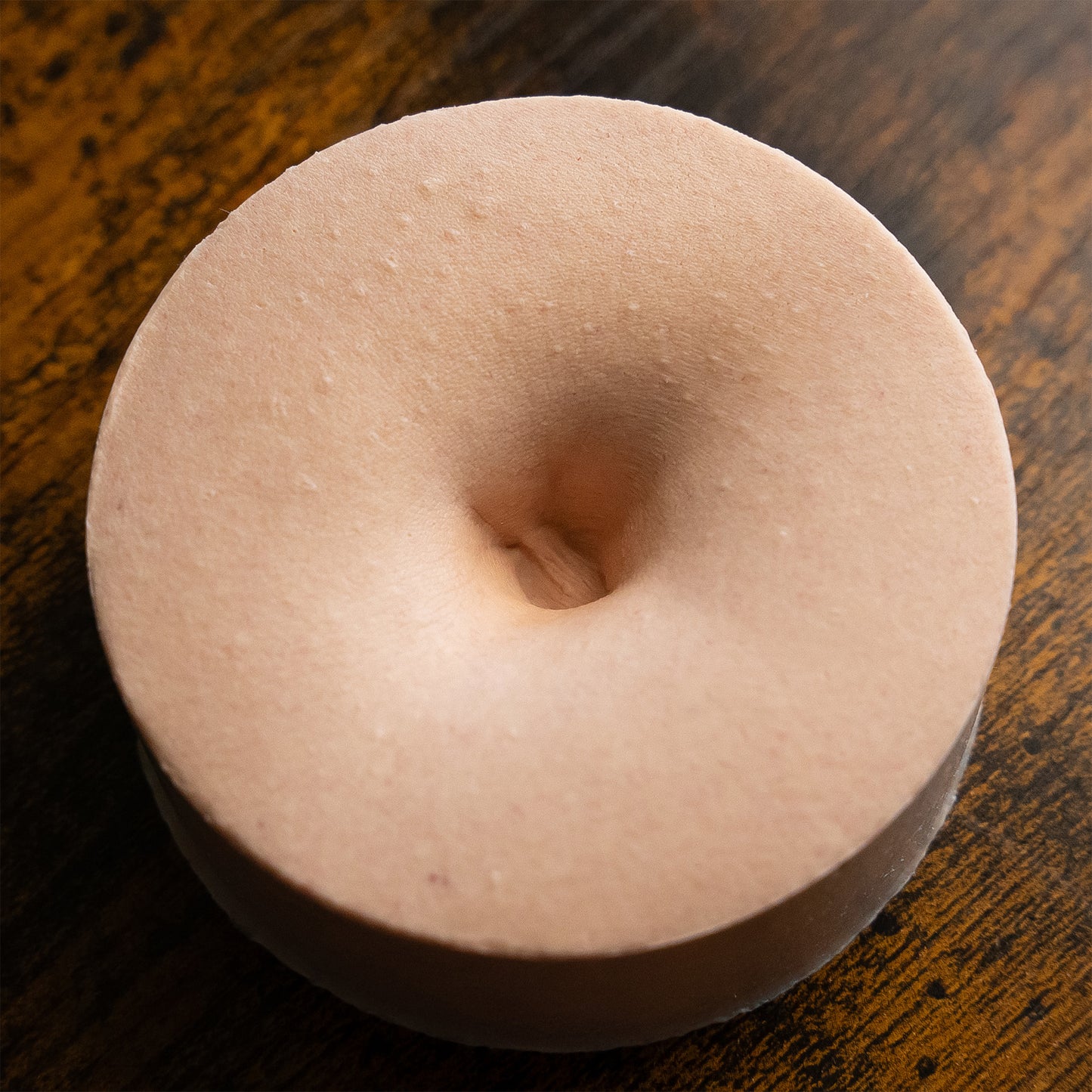 “Emma” - Realistic Belly Button Silicone Display