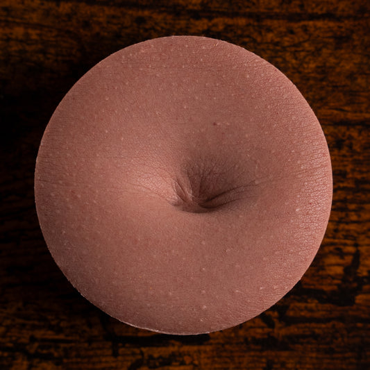 “Chelsea” - Realistic Belly Button Silicone Display