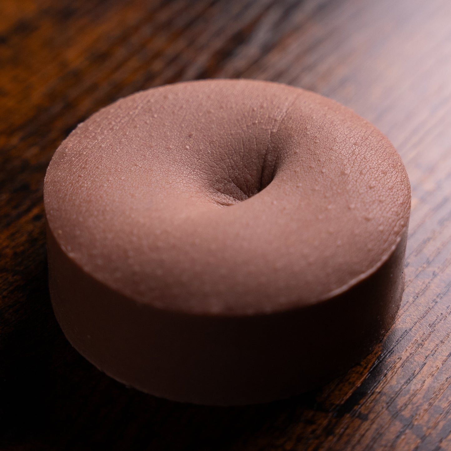 “Chelsea” - Realistic Belly Button Silicone Display