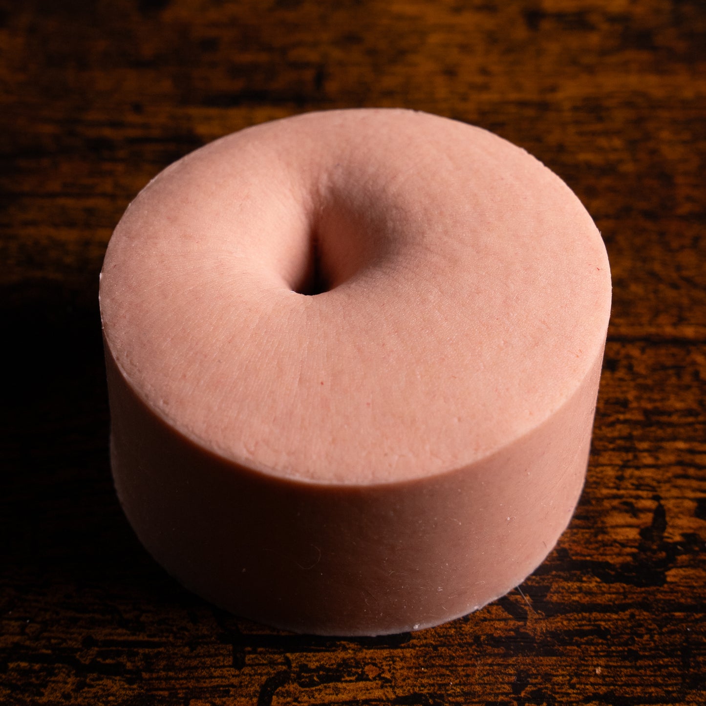 “Jessie” - Realistic Belly Button Silicone Display