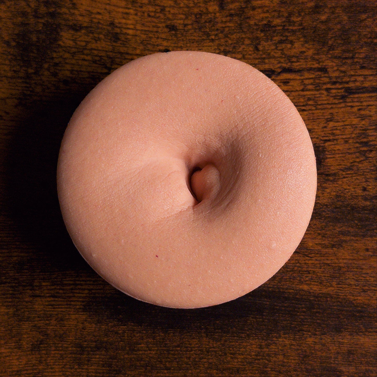 “Katelyn” - Realistic Belly Button Silicone Display